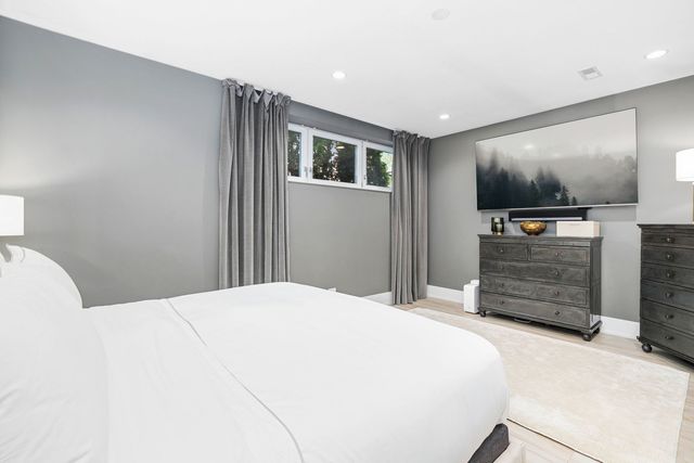 1848 N California Avenue 1, Chicago, IL 60647