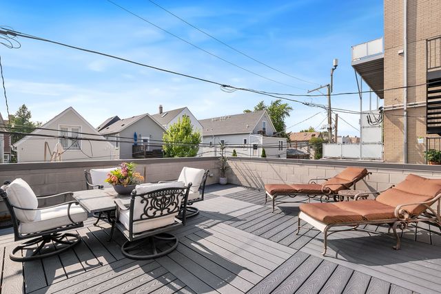 1848 N California Avenue 1, Chicago, IL 60647