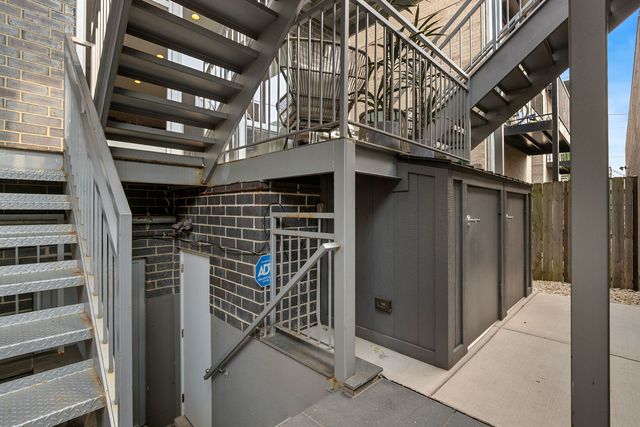 1848 N California Avenue 1, Chicago, IL 60647