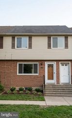 7924 RIGGS RD, Hyattsville, MD 20783