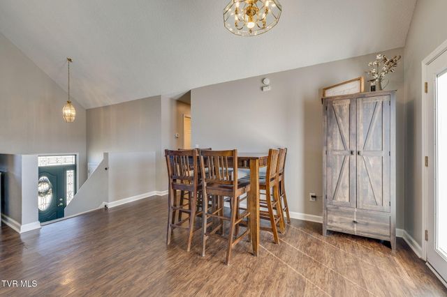 104 Chickasaw Circle, Church Hill, TN 37642