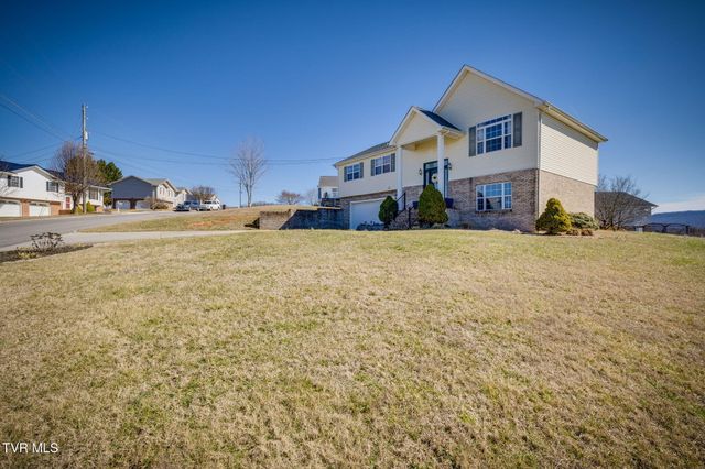 104 Chickasaw Circle, Church Hill, TN 37642