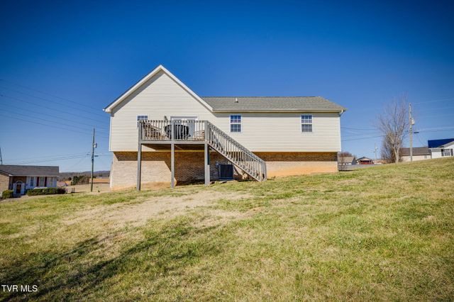 104 Chickasaw Circle, Church Hill, TN 37642