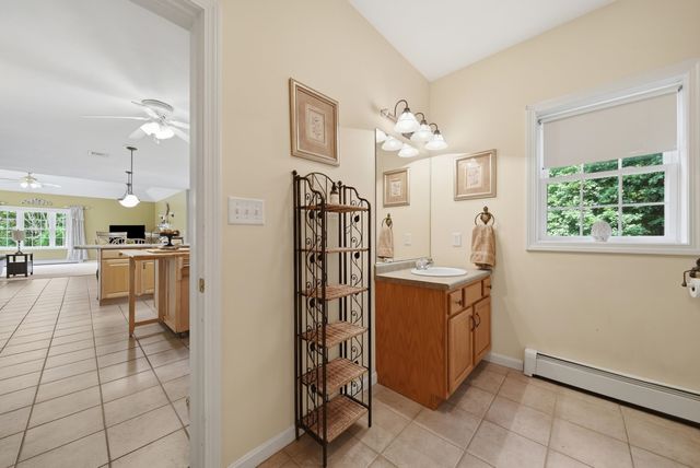 43 Emerson Road, Chester, NH 03036