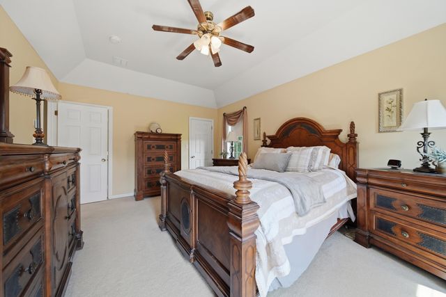 43 Emerson Road, Chester, NH 03036