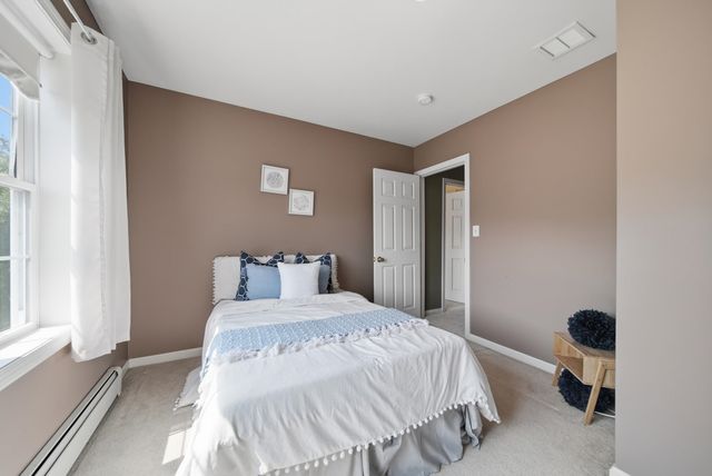 43 Emerson Road, Chester, NH 03036