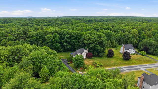 43 Emerson Road, Chester, NH 03036