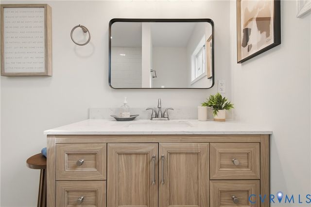 628 St Luke St, Petersburg, VA 23803