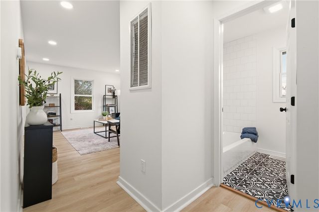 628 St Luke St, Petersburg, VA 23803