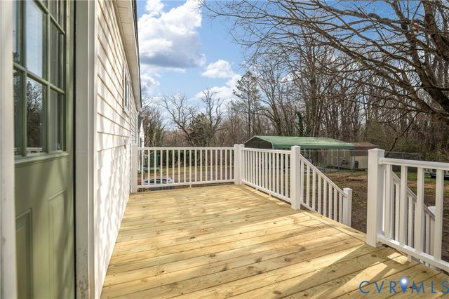 628 St Luke St, Petersburg, VA 23803