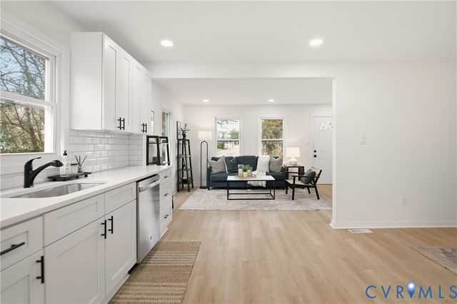 628 St Luke St, Petersburg, VA 23803