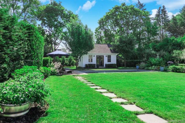 7 Country Club Road, Bellport Village, NY 11713