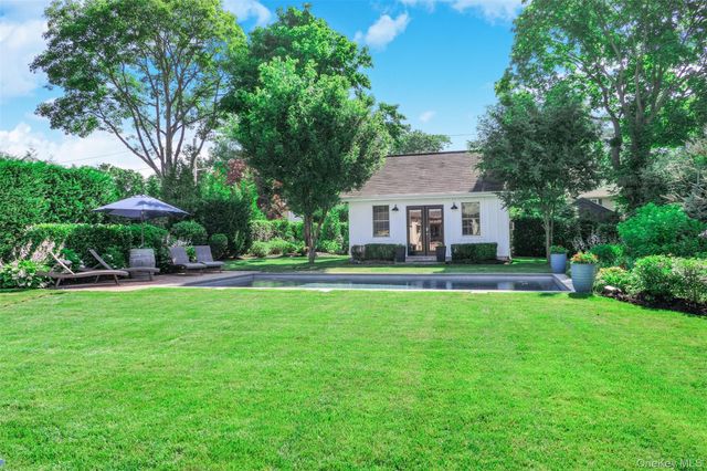 7 Country Club Road, Bellport Village, NY 11713