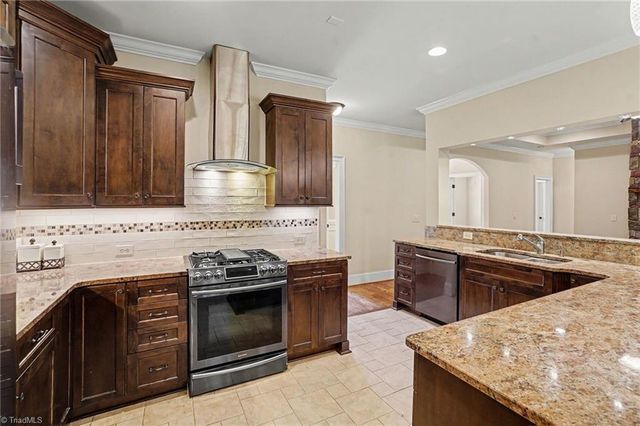 198 Windemere Isle Road, Statesville, NC 28677
