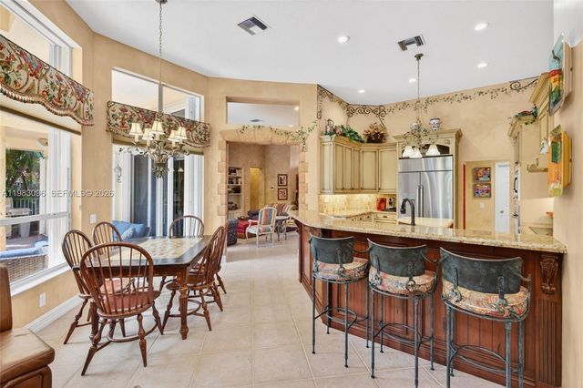 1083 SW 156th Ter, Pembroke Pines, FL 33027