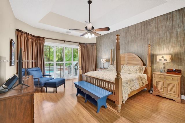 1083 SW 156th Ter, Pembroke Pines, FL 33027