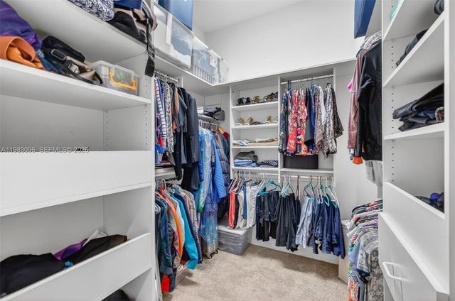 1083 SW 156th Ter, Pembroke Pines, FL 33027