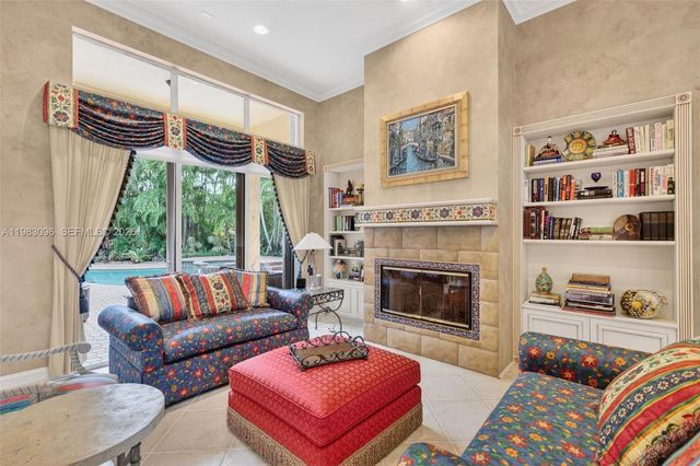 1083 SW 156th Ter, Pembroke Pines, FL 33027