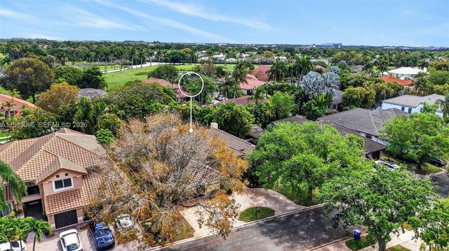 1083 SW 156th Ter, Pembroke Pines, FL 33027