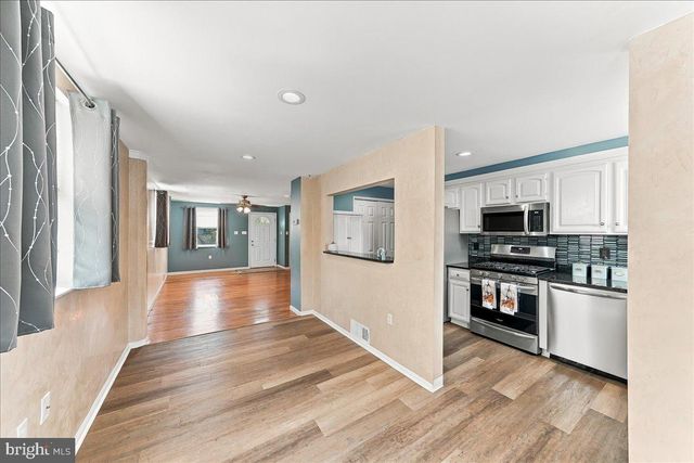 230 E LYNN RD, Ridley Park, PA 19078