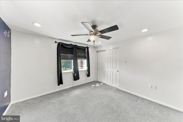 230 E LYNN RD, Ridley Park, PA 19078