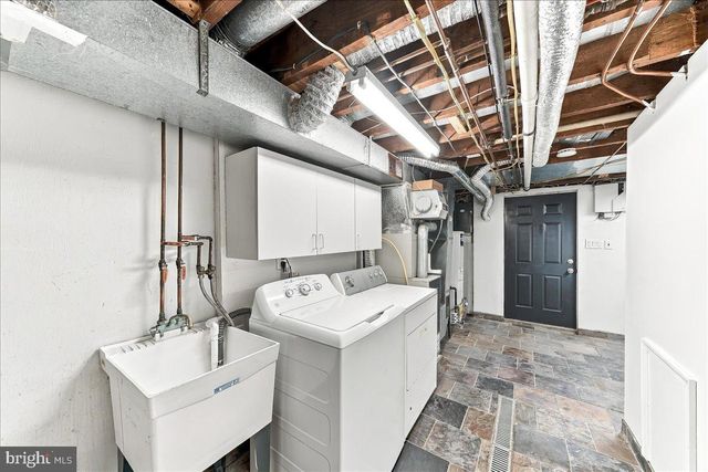 230 E LYNN RD, Ridley Park, PA 19078