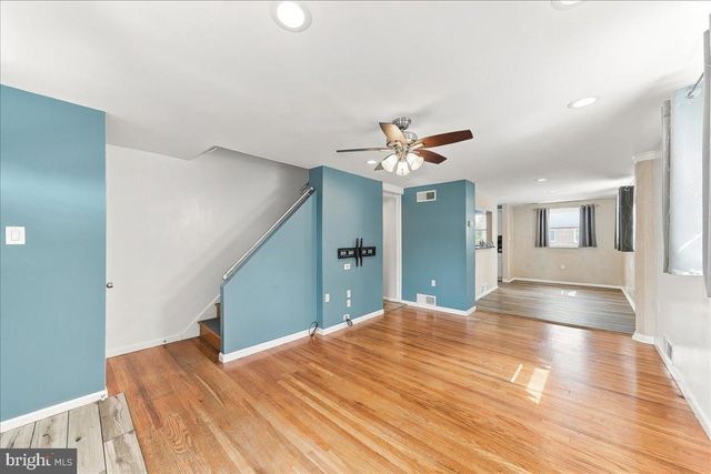 230 E LYNN RD, Ridley Park, PA 19078