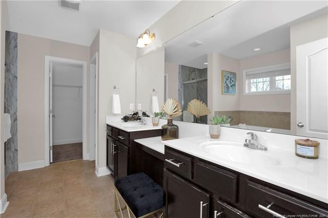 313 Fountain Grove Drive, Raeford, NC 28376
