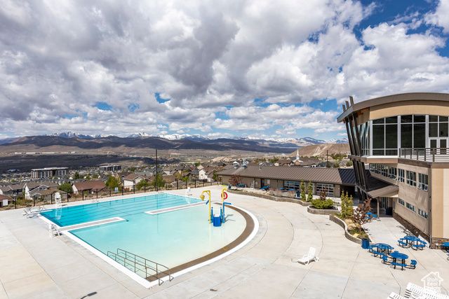 5399 N MEADOW LARK LN, Lehi, UT 84043