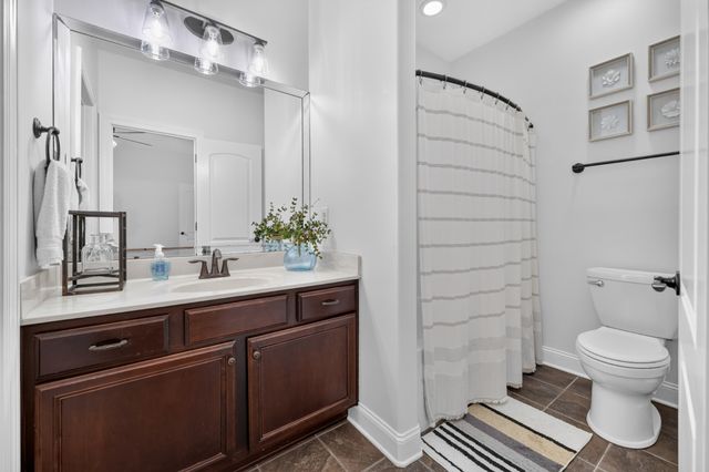 504 Landmark Ct, Nashville, TN 37211