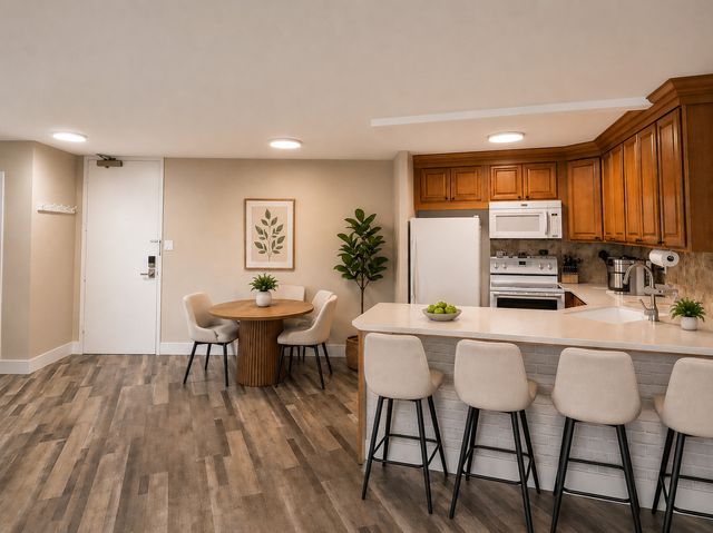 6833 N Kedzie Avenue 1009, Chicago, IL 60645