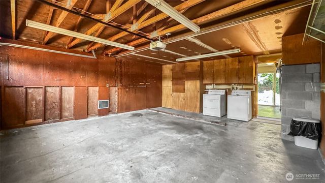 19119 47th Avenue W, Lynnwood, WA 98036