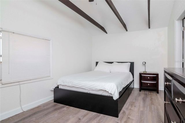 1528 W RIVER SHORE WAY, Tampa, FL 33603