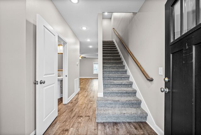 1173 Meadowhill Ln Unit C, Clarksville, TN 37043