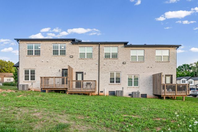 1173 Meadowhill Ln Unit C, Clarksville, TN 37043
