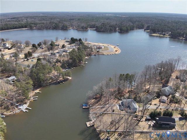302 Musket Dr, Ruther Glen, VA 22546