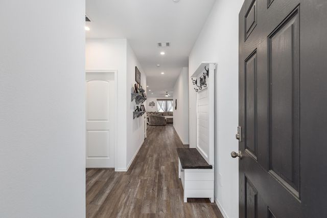 933 Neches Lane, Dayton, TX 77535