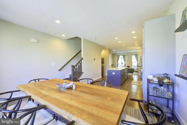 719 PARKSIDE PL NE, Washington, DC 20019