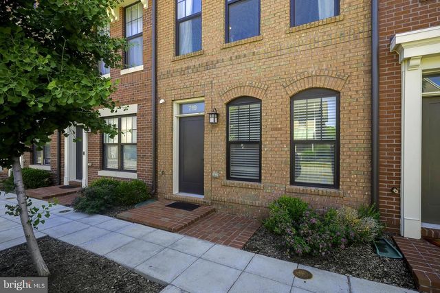719 PARKSIDE PL NE, Washington, DC 20019