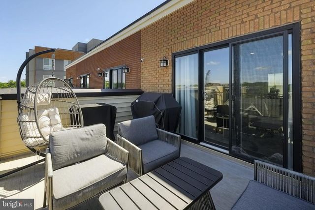 719 PARKSIDE PL NE, Washington, DC 20019