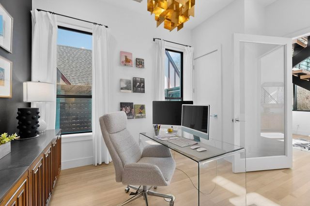 6915 Pasadena Avenue, Dallas, TX 75214