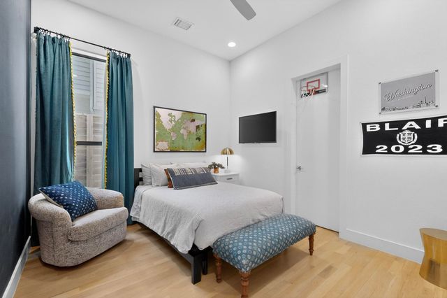 6915 Pasadena Avenue, Dallas, TX 75214