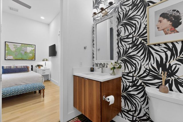 6915 Pasadena Avenue, Dallas, TX 75214