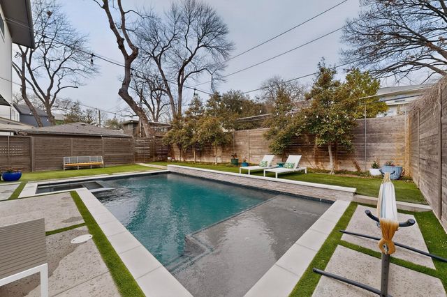 6915 Pasadena Avenue, Dallas, TX 75214