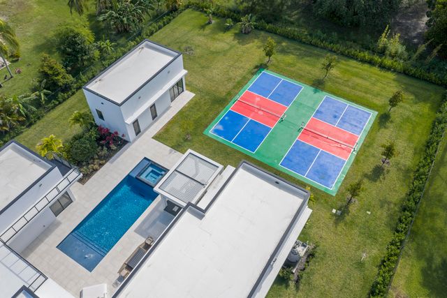 6676 NW 66th Way, Parkland, FL 33067