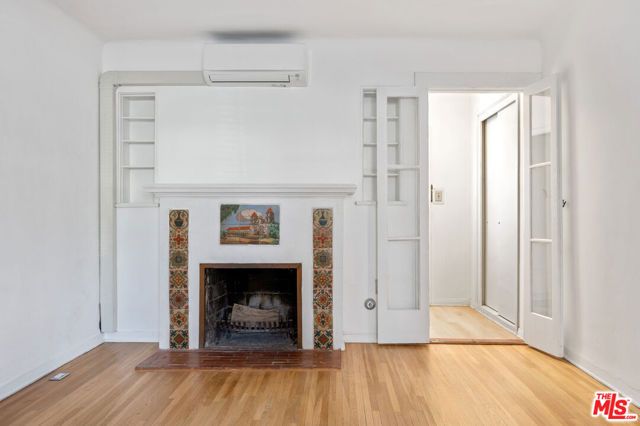 11924 Rochester Avenue, Los Angeles, CA 90025