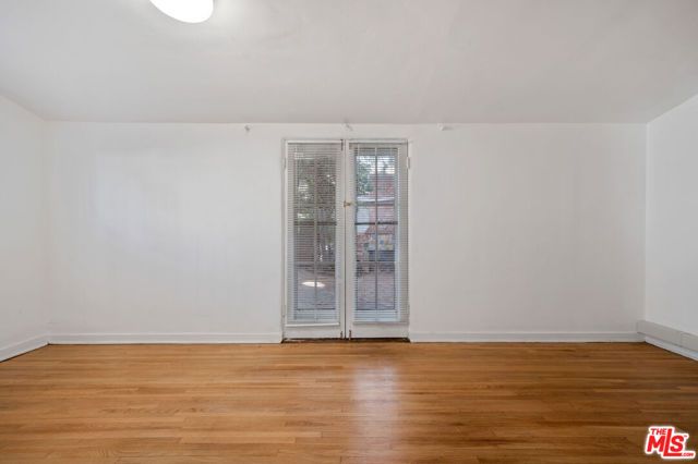 11924 Rochester Avenue, Los Angeles, CA 90025