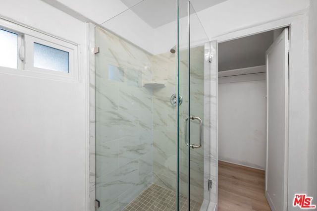 11924 Rochester Avenue, Los Angeles, CA 90025