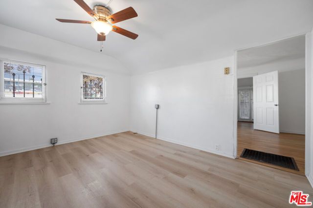 11924 Rochester Avenue, Los Angeles, CA 90025