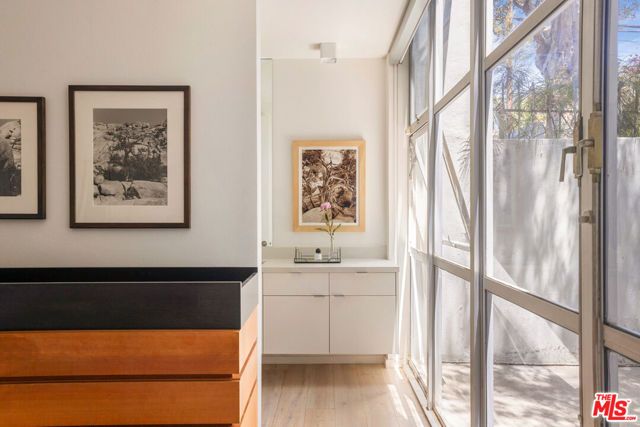 2433 28th Street B, Santa Monica, CA 90405